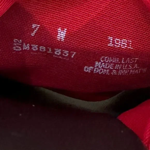 Munro 'Traci' Mule Sandals in Red Fabric - Women's size 7 - Picture 6 of 8